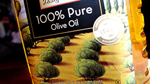 graphic of olive oil